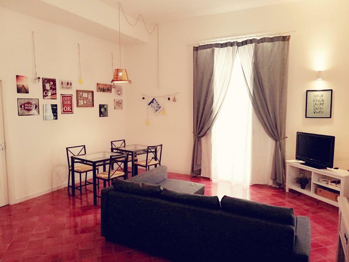 B&B Vicolo Stretto Salerno Exteriör bild