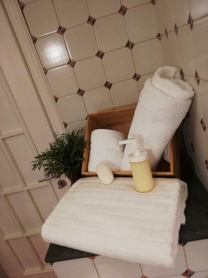 B&B Vicolo Stretto Salerno Exteriör bild